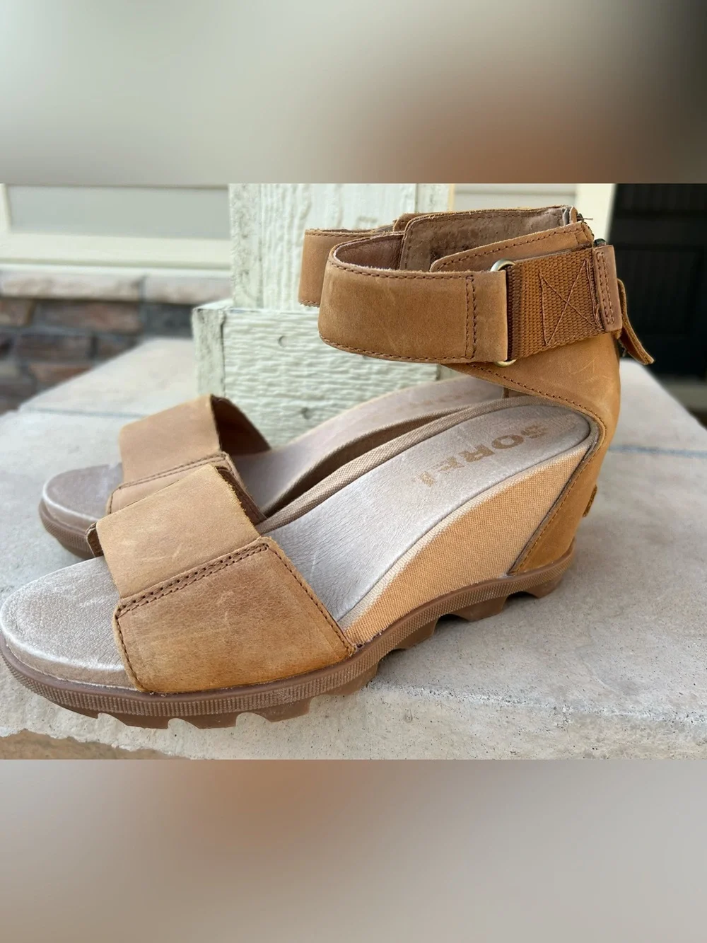 New! Womens SOREL Joanie II Leather Ankle Strap Wedge Sandals sz 7